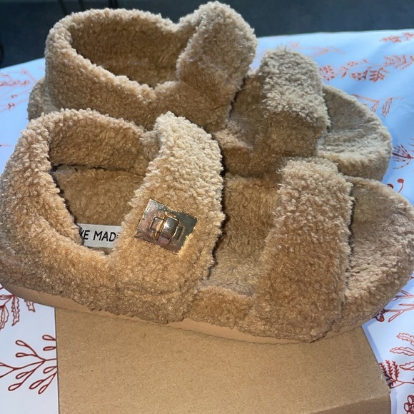 Steve Madden Mona Sandal - Picture 7 of 12